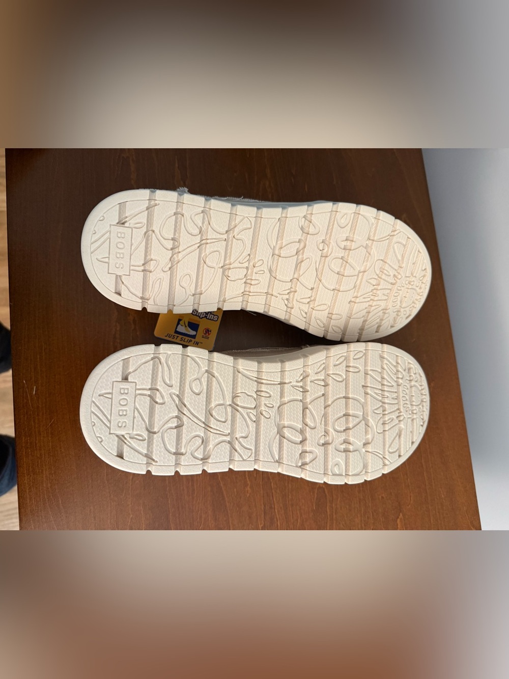 Skechers Slip-Ins - Picture 4 of 4